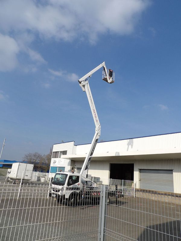 Nacelle agence Tours EST