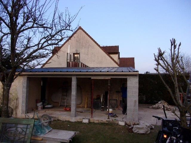 Création-d'une-toiture-en-bac-acier-isolant-en-Seine-et-Marne-77