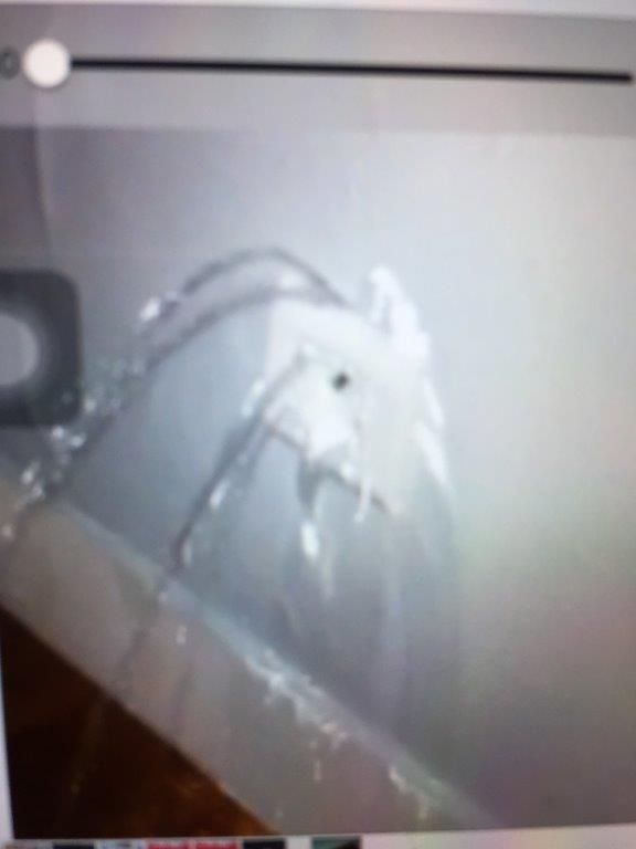 Infiltration-eau-impressionnante-Seine-et-Marne-77