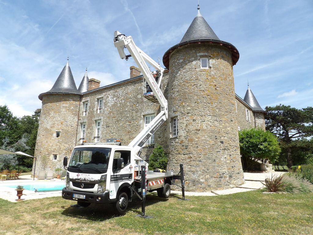 INTERVENTION-SUR -TOITURE-ARDOISE