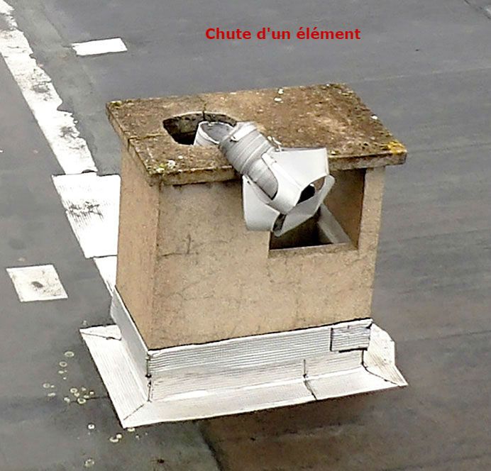 Chute d'un élément de la toiture