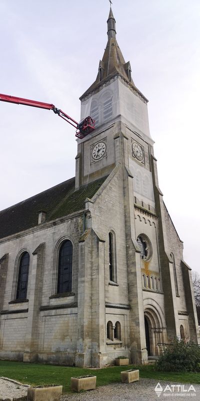 Pose de filets de protection avec la nacelle articulée